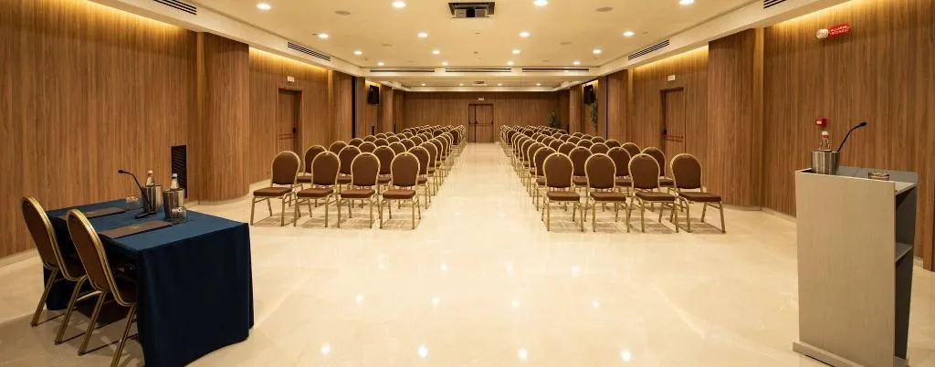 Conferences, Gold Tower Lifestyle Hotel, Naples