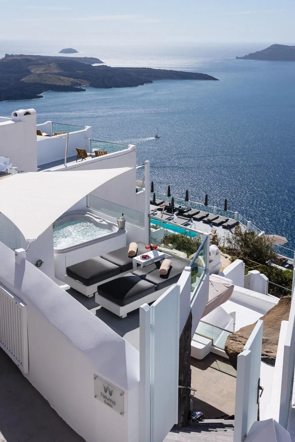 Room, Nevma Suites, Santorini