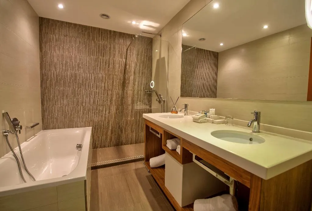Room, Radisson Blu Resort, Malta St. Julians, Malta