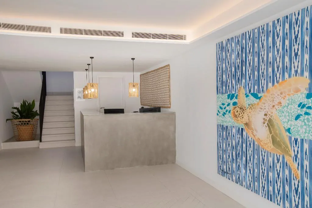 Lobby, whala!fun, Majorca