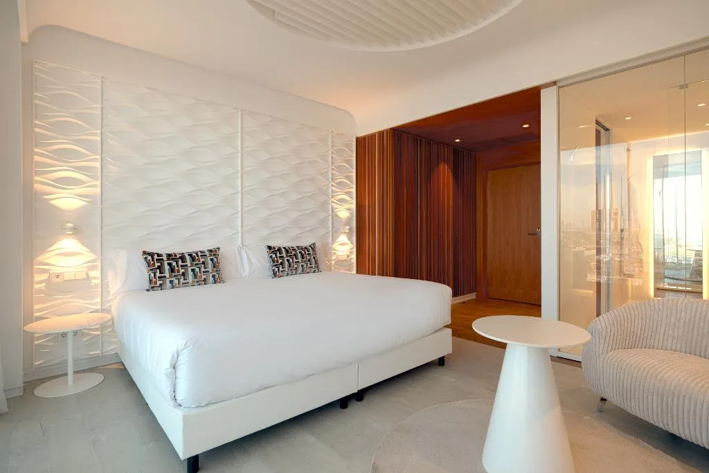 DOUBLE SINGLE USE DELUXE Room, Hotel Marina Badalona, Barcelona