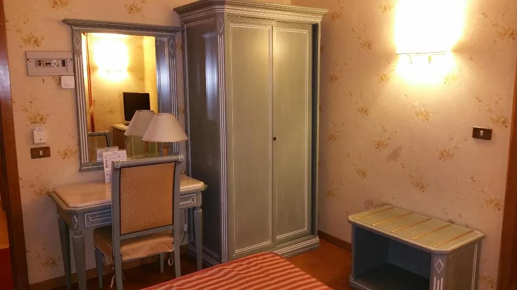 QUADRUPLE STANDARD Room, Giorgi, Rome