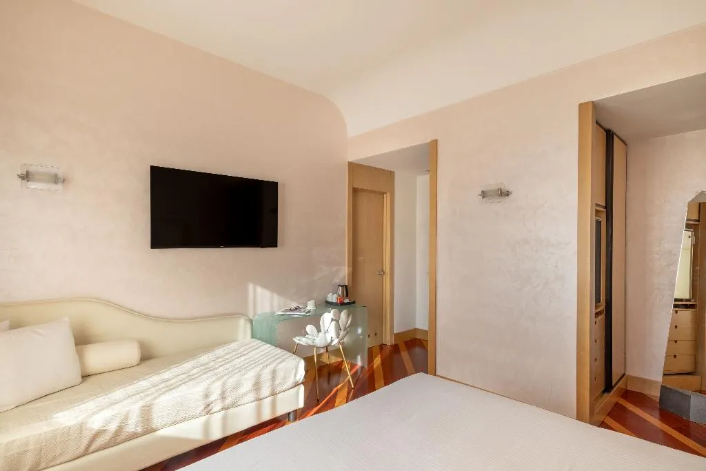 DOUBLE SINGLE USE STANDARD Room, Sanpi Milano, Milan