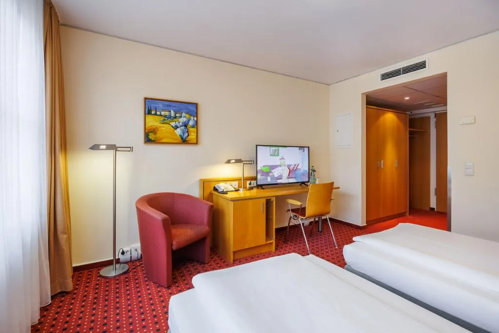DOUBLE BUSINESS Room, Airporthotel Berlin Adlershof, Berlin