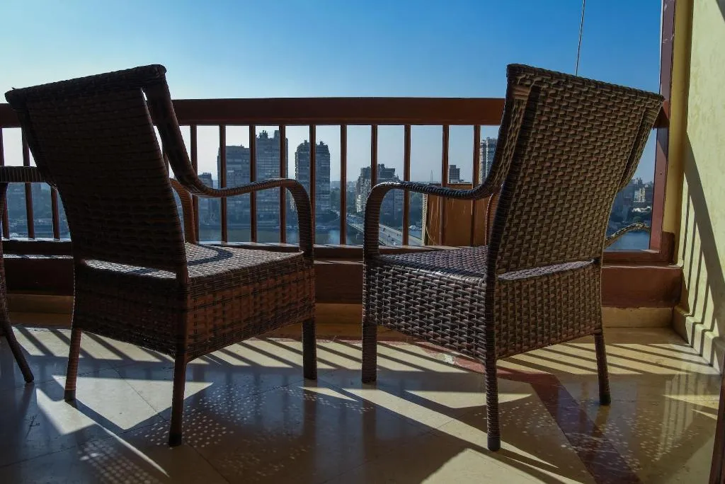 Room, Nile Sky Hotel and Suites, Cairo