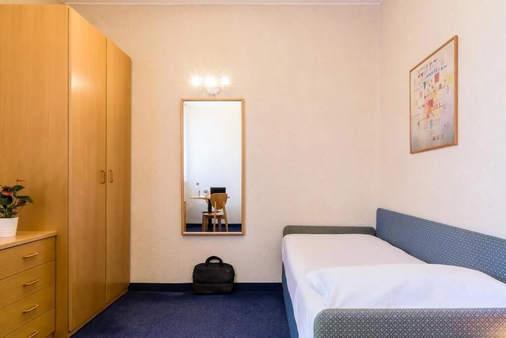 Room, Residence Cimarosa, Milan