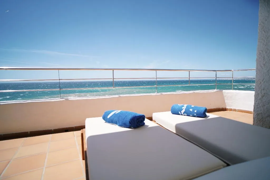 APARTMENT SEA FRONT Room, Puerto Azul Marbella, Costa Del Sol
