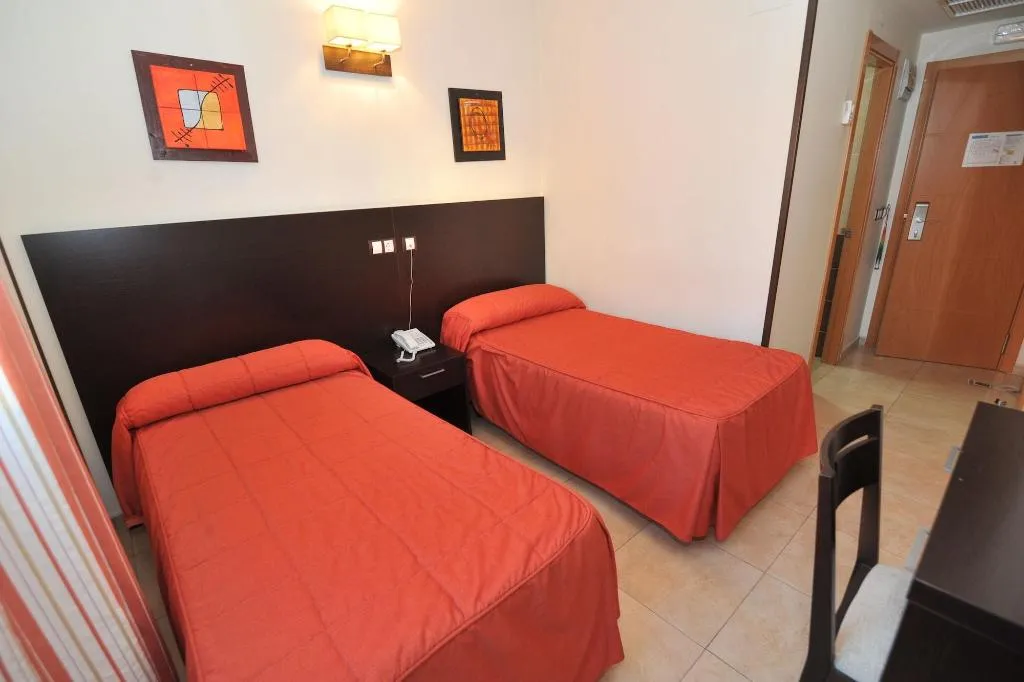 Room, Hostal Goyma Iii, Madrid