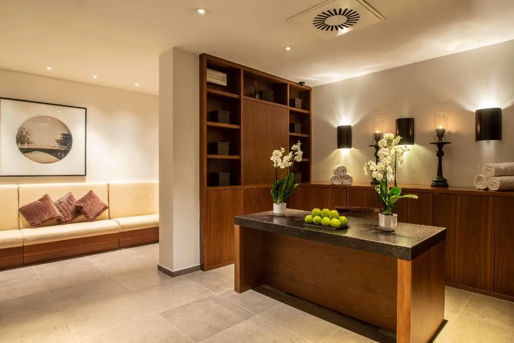 Sports and Entertainment, Radisson Blu Hotel, Milan