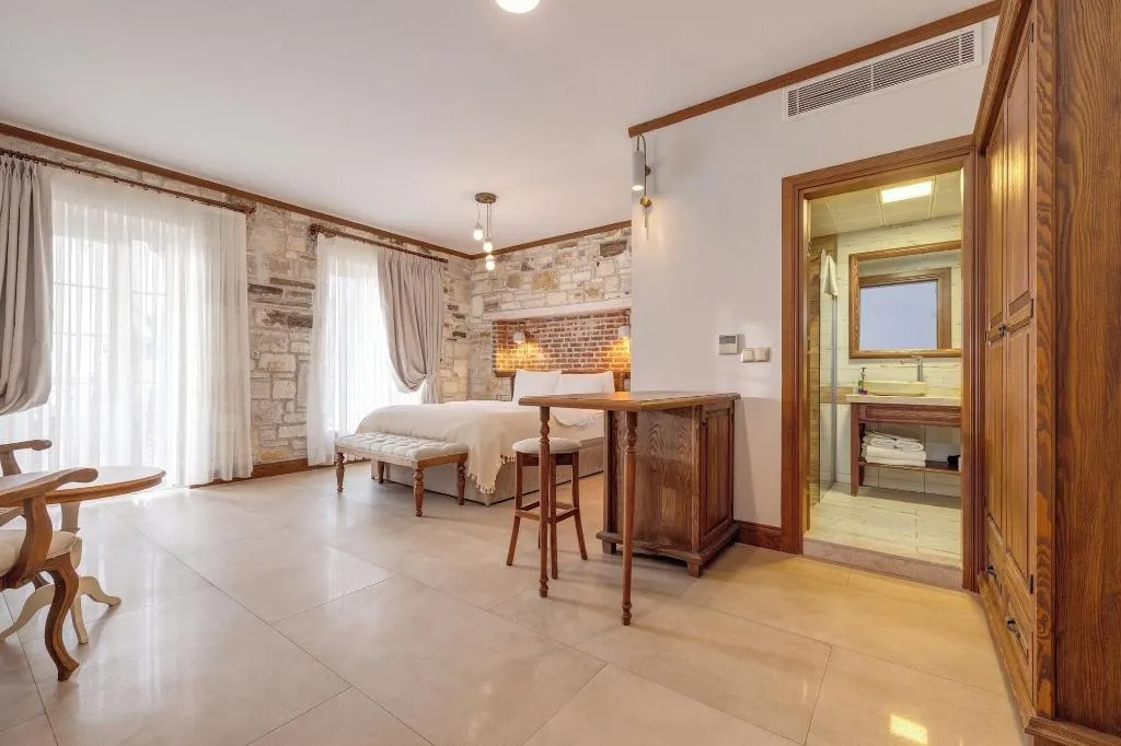 Room, Navali̇a Otel, Izmir