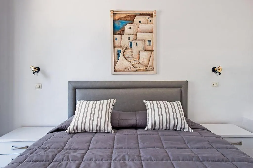Room, Hotel Eucalyptus, Santorini