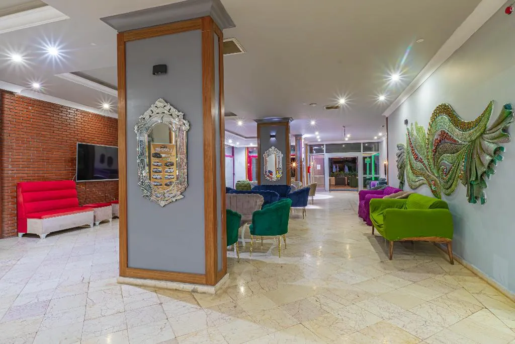 Lobby, Grand Bahama Beach Hotel, Antalya