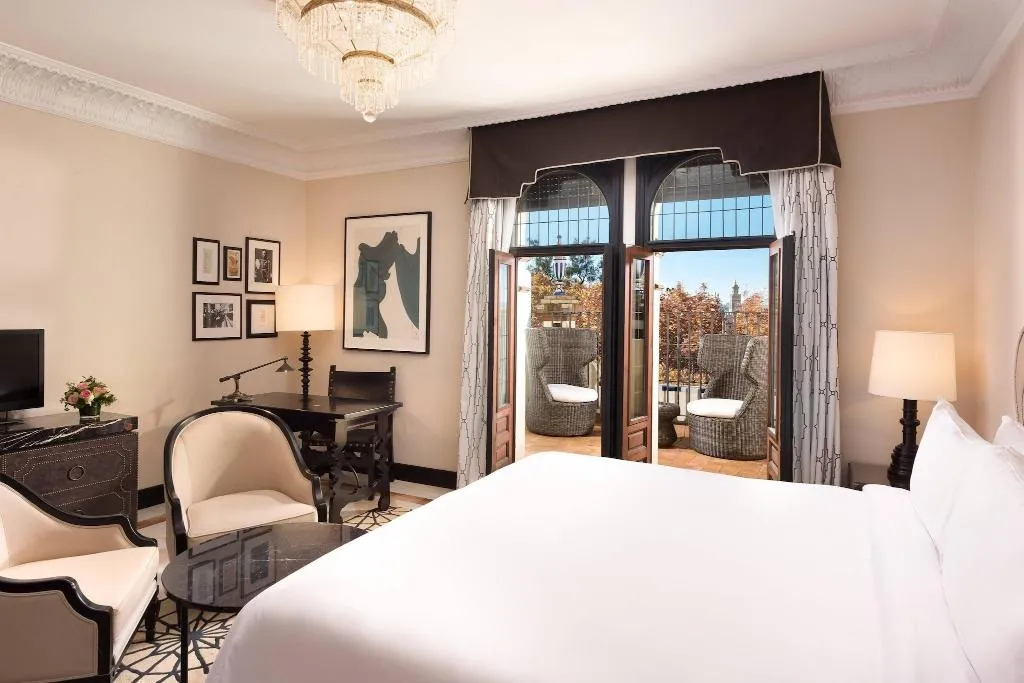 Room, Alfonso XIII, Seville