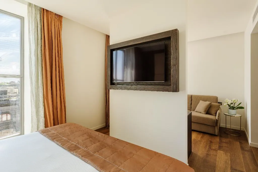 JUNIOR SUITE EXECUTIVE Room, Dei Cavalieri Milano Duomo, Milan