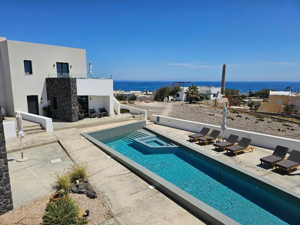 General view, MyLithos Suites, Santorini