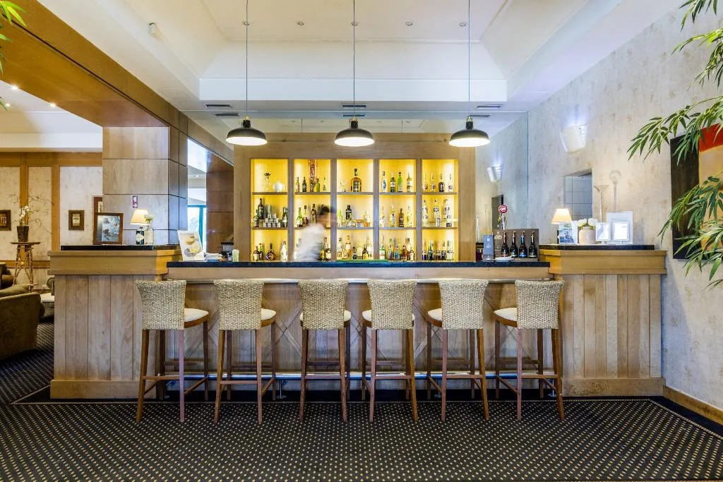 Bar, Riviera Hotel Carcavelos, Lisbon
