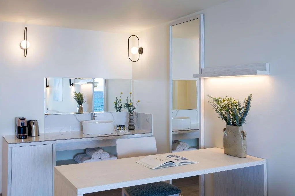 FAMILY ROOM SEA VIEW TWO BEDROOMS Room, Kosea Boutique Hotel, Kos