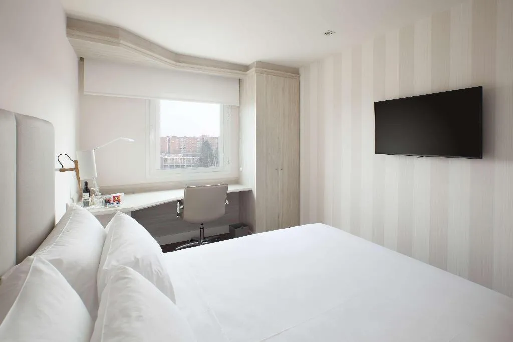 DOUBLE SINGLE USE STANDARD Room, NH Madrid Barajas Airport, Madrid