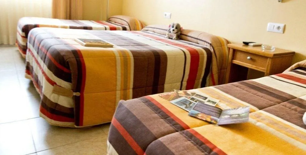 Room, Hotel María Luisa, Costa De La Luz