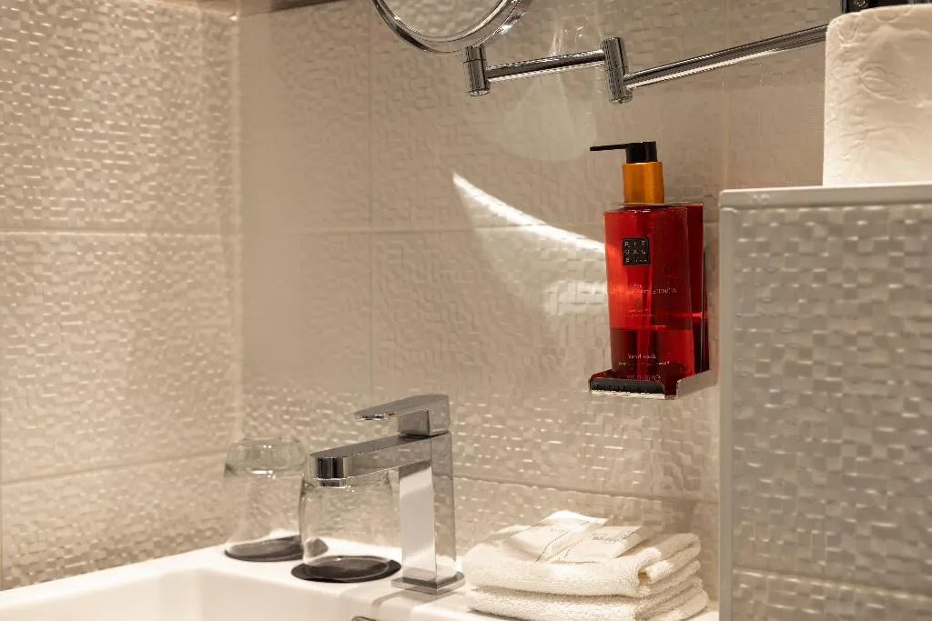 DOUBLE STANDARD Room, Sebastians, Amsterdam