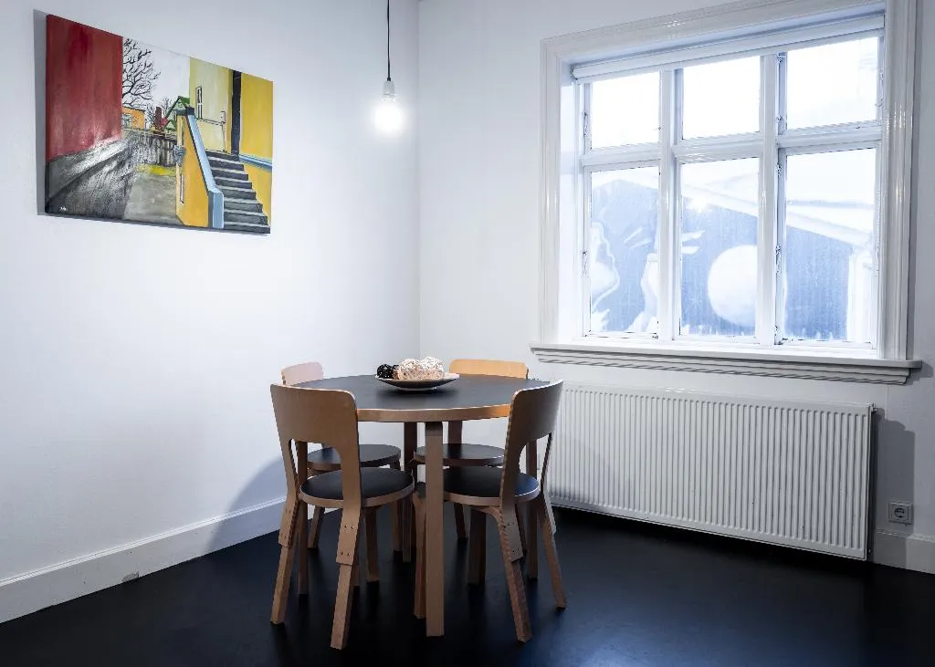 APARTMENT ONE BEDROOM Room, Luna Laugavegur 37, Reykjavik