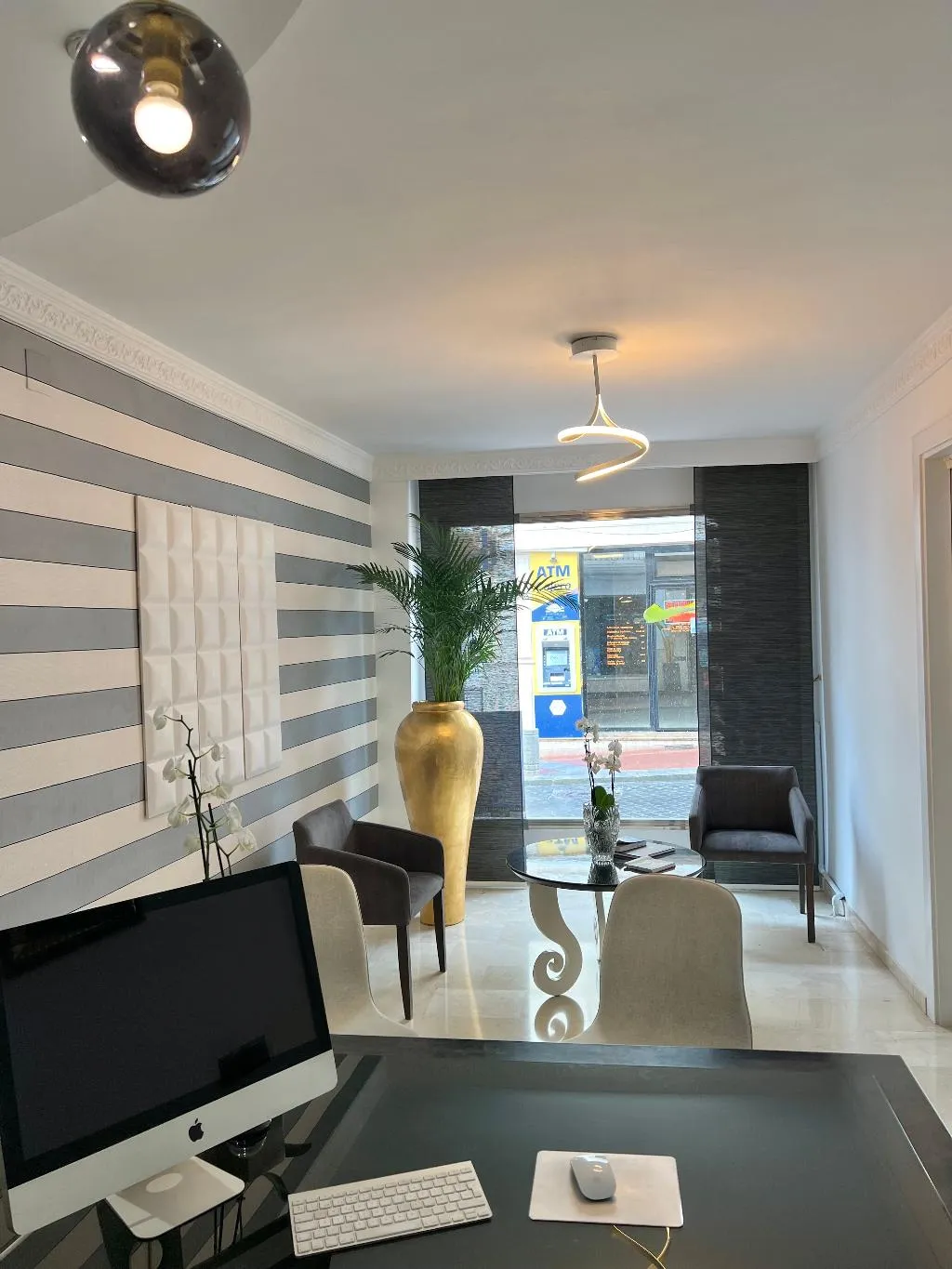 Lobby, Abril, Costa Del Sol