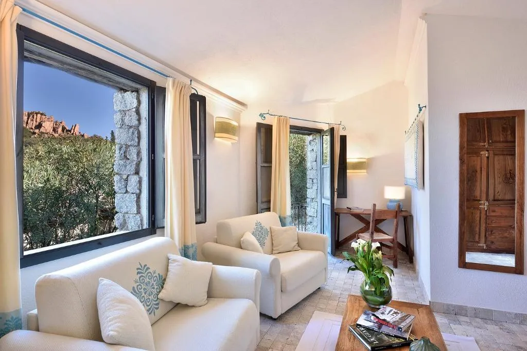 JUNIOR SUITE STANDARD Room, Arbatax Prk RES-Borgo C. Moresca by Falkensteiner, Cagliari