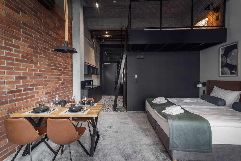 Room, Montownia Lofts & Experience, Gdansk
