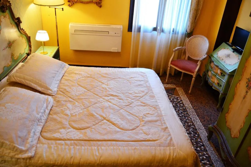 Room, Art Dreams Venezia, Venice