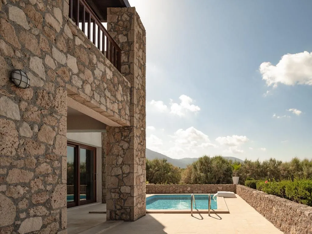 SUITE WITH PRIVATE POOL Room, Ikaros Beach Luxury Resort Spa, Crete