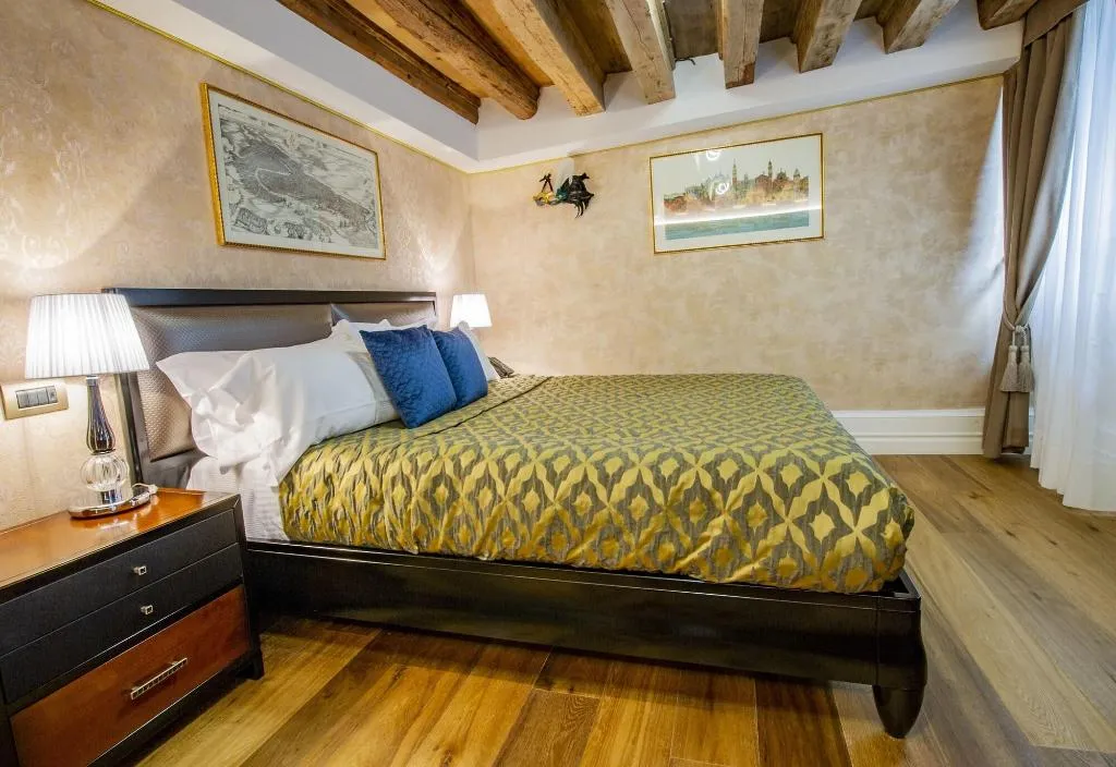 Room, EGO' Residence Venice, Venice