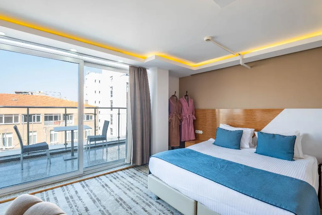 DOUBLE SEA VIEW WITH BALCONY Room, Hotel Bulvar, Izmir