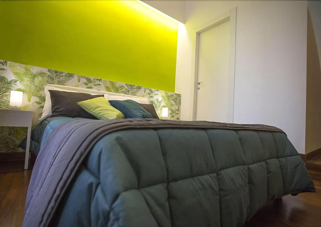 Room, B&B Rettifilo, Naples