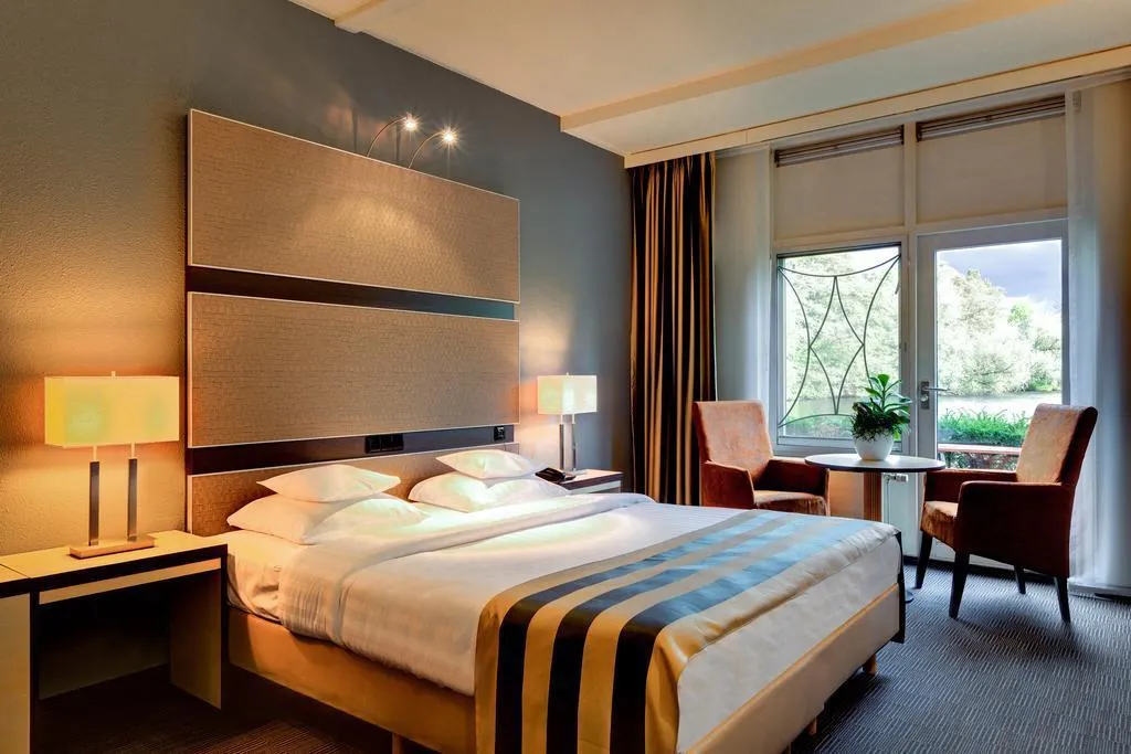 General view, Hotel Mitland, Amsterdam