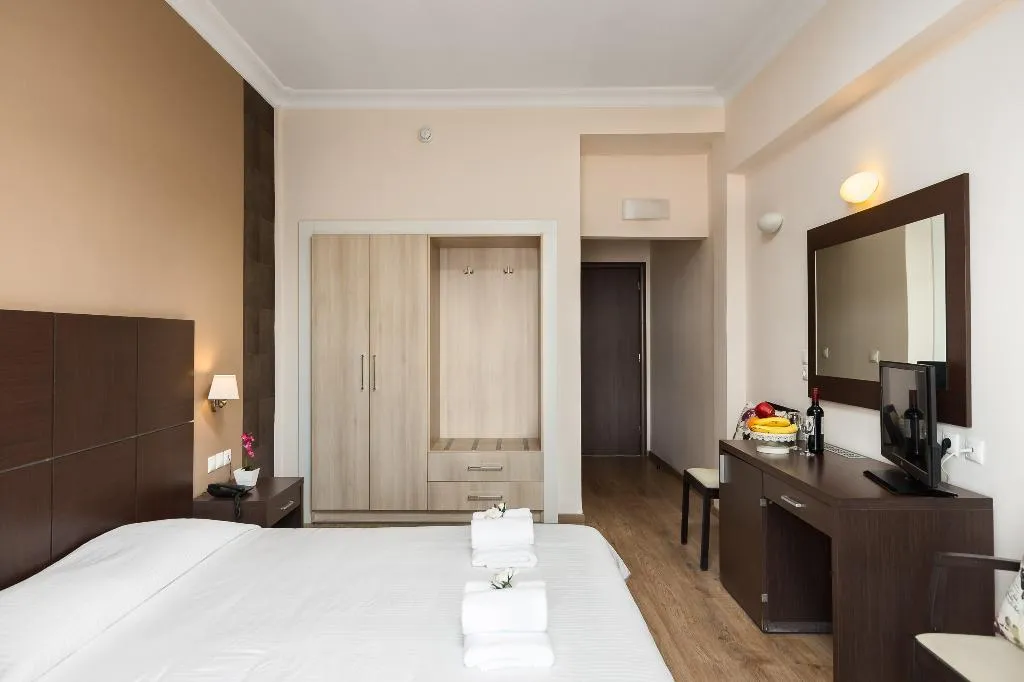 SINGLE WITH BALCONY Room, Arion, Corfu