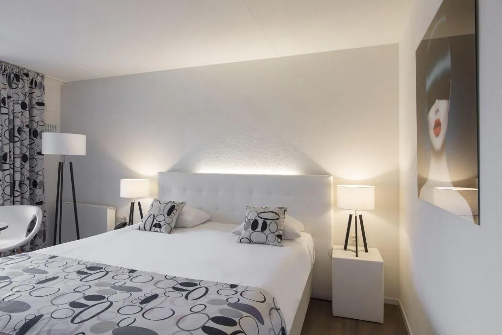 Room, Hotel Mitland, Amsterdam