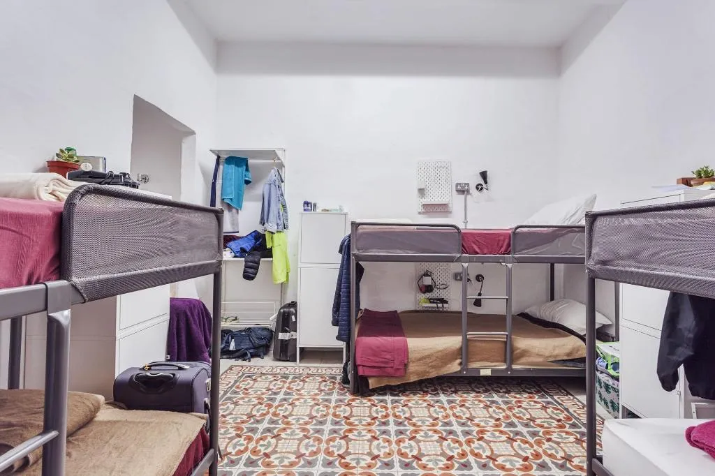 Room, Granny's Inn - Hostel, Malta