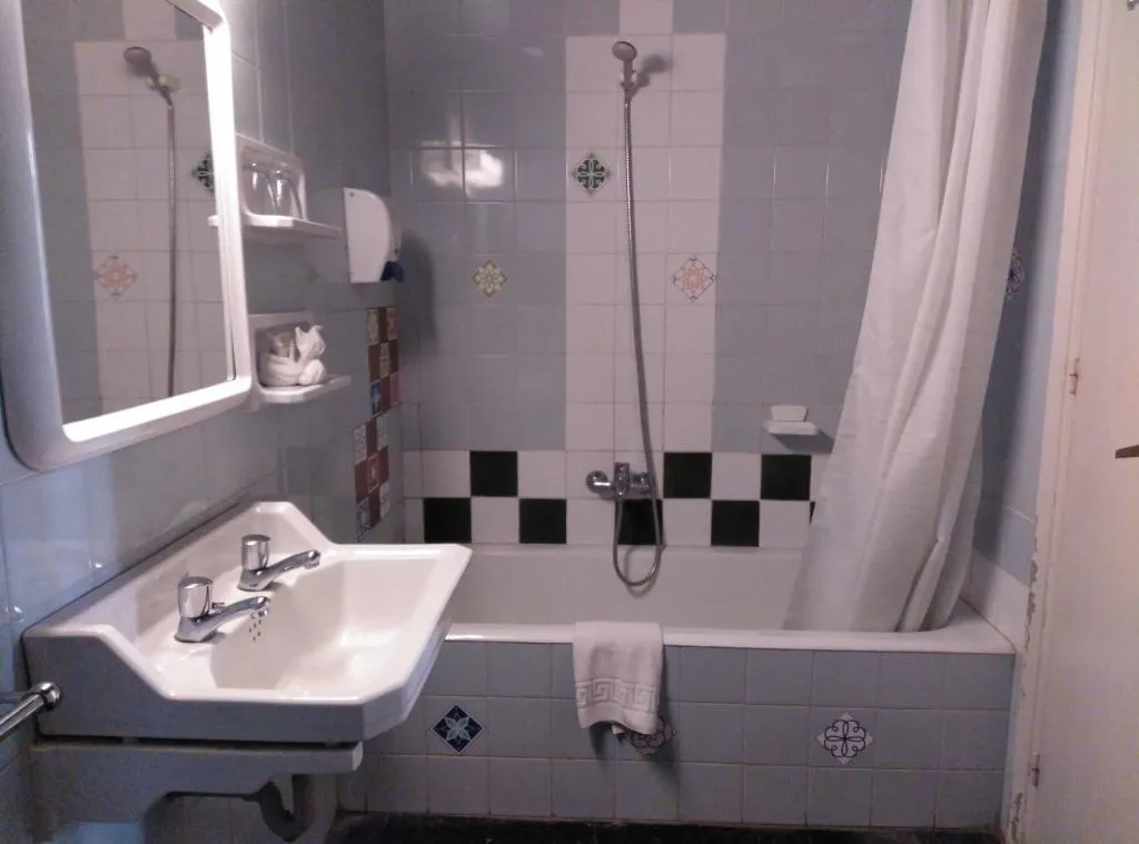 Room, Corisco, Costa Brava