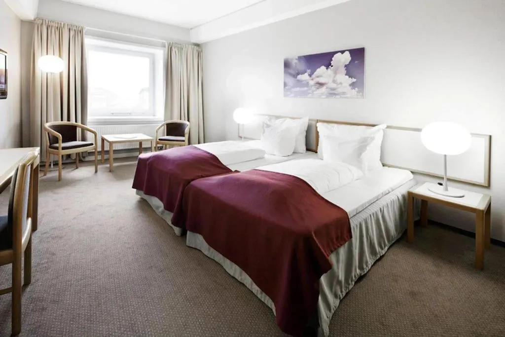TWIN NON SMOKING Room, Thon Hotel Hoje Taastrup, Copenhagen