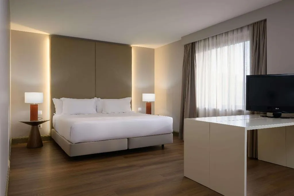 JUNIOR SUITE STANDARD Room, Aeminium Coimbra, Affiliated by Meliá, Porto
