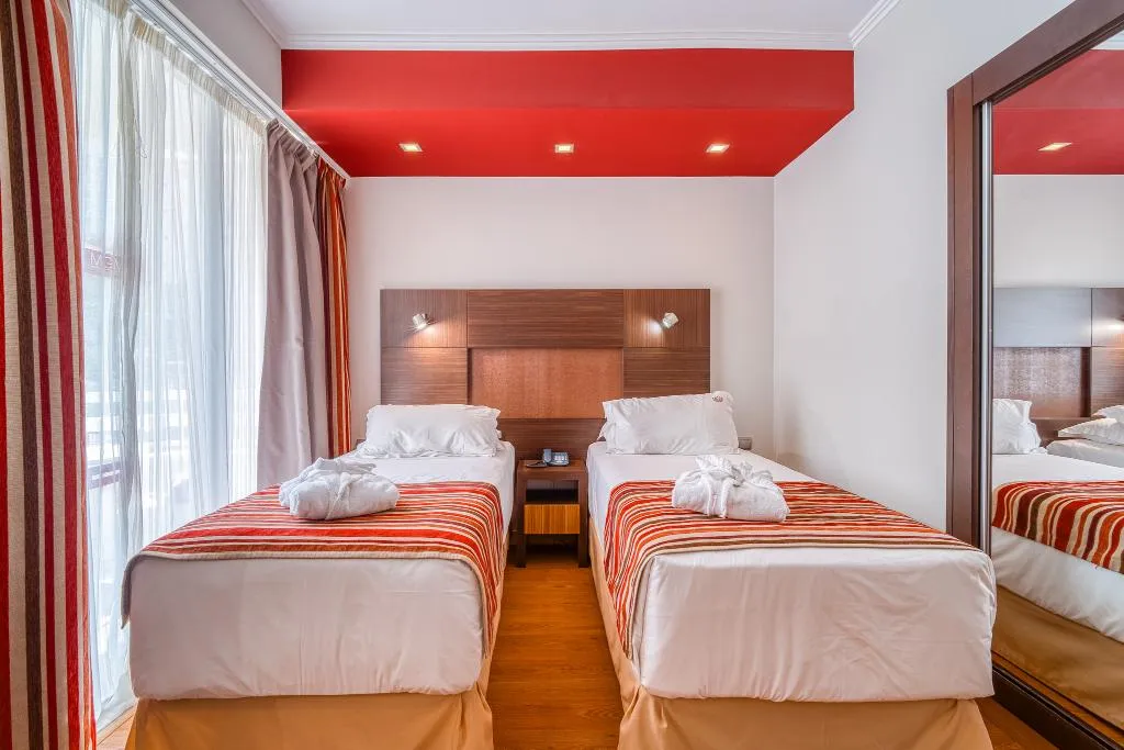 Double or Twin GARDEN VIEW Room, Muthu Raga Madeira Hotel, Madeira