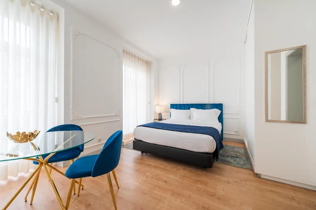 APARTMENT CITY VIEW Room, Via Augusta 129, Lisbon