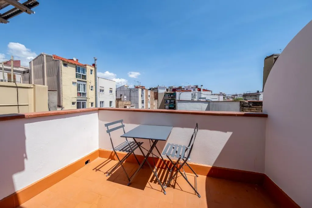 APARTMENT CAPACITY 5 Room, Ainb Barcelona Sants Apartments, Barcelona