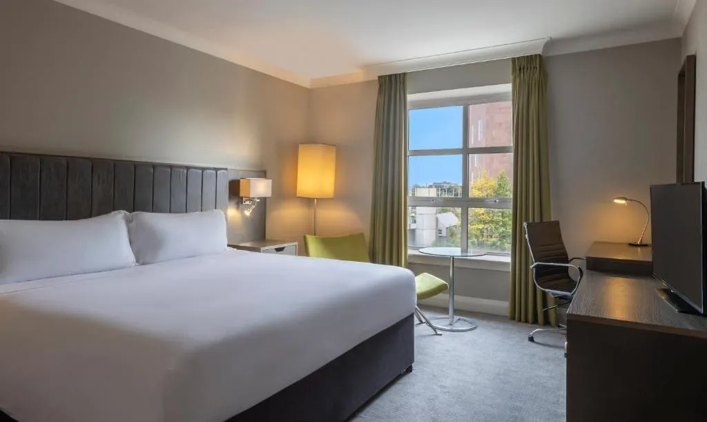 DOUBLE STANDARD Room, Hilton Dublin Charlemont, Dublin