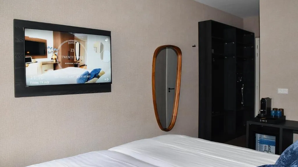 TWIN STANDARD Room, Hotel Twenty Three, Amsterdam
