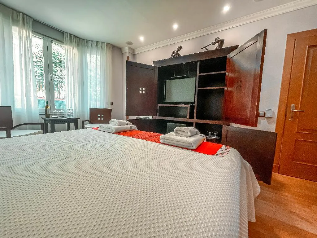 DOUBLE ONE BEDROOM ONE BATHROOM Room, The Marbella Heights Boutique Hotel, Costa Del Sol