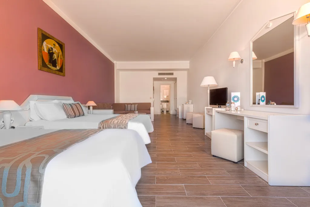 JUNIOR SUITE SIDE SEA VIEW Room, Kipriotis Panorama and Suites, Kos