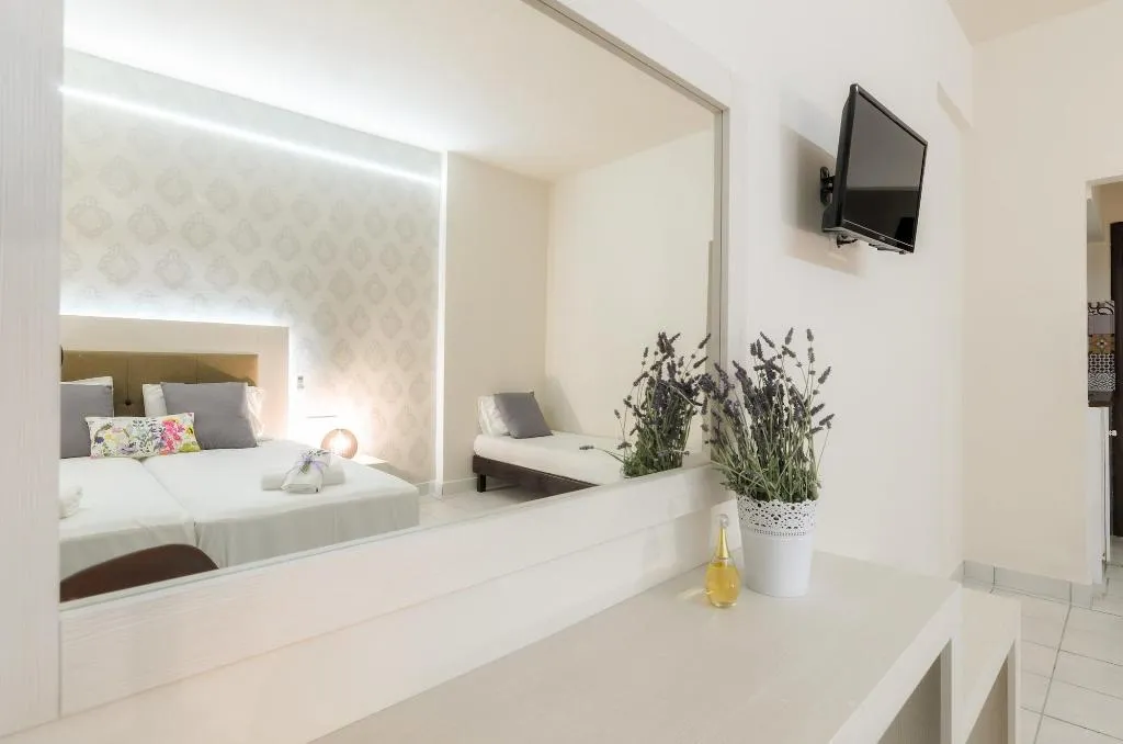 Room, Mouria Studios & Apartments, Zante