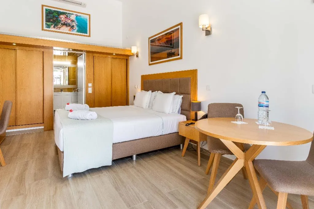 STUDIO POOL VIEW Room, Hotel Rural Bricia Du Mar, Algarve