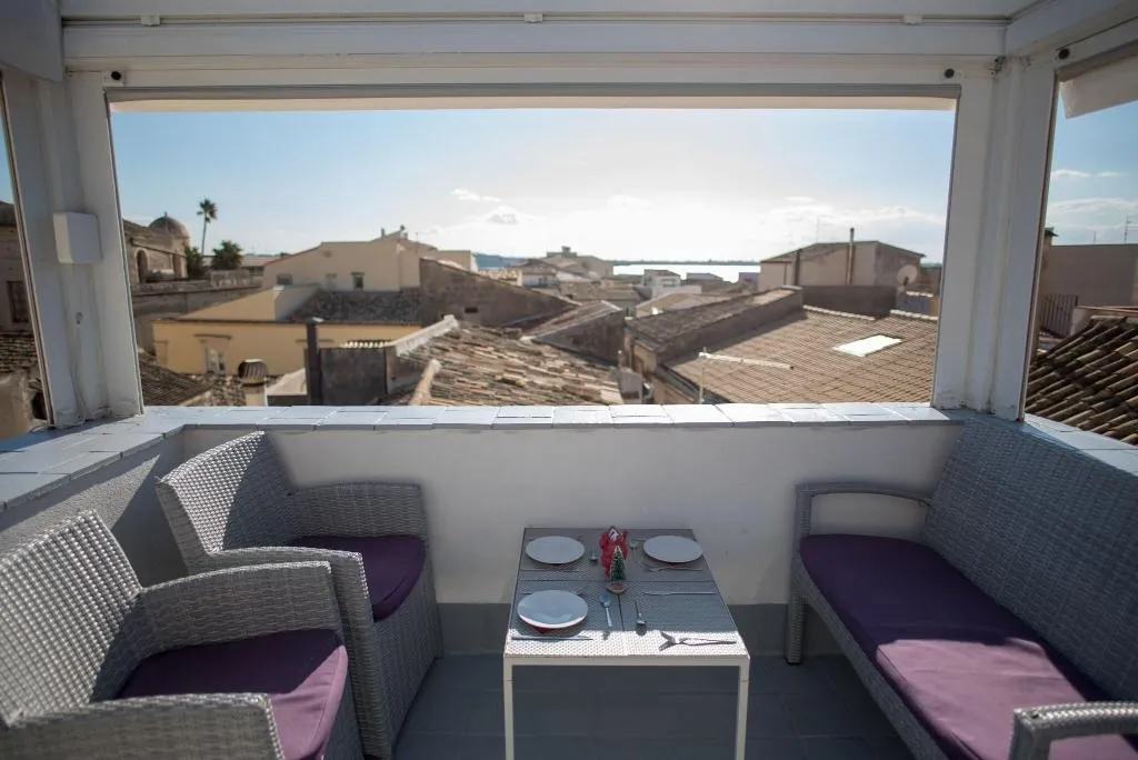 Terrace, Aretusa Vacanze B&B, Catania